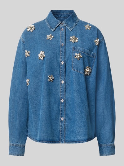 Produktfoto, Regular Fit Langarmbluse aus reiner Baumwolle Modell 'KONNECTION' von Essentiel Antwerp, blau, Silber-Applikationen, Jeansstruktur