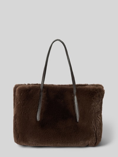 Productfoto, Handtasche aus echt leer Model 'NOELLE' van Abro, bontlook in bruin, hooffdvak met magneetsluiting, smalle schouderband, lange draagband, binnen twee ritsvakken, Breedte 28 cm, Lengte 20 cm, Diepte 15 cm, schouderbandlengte 38 cm