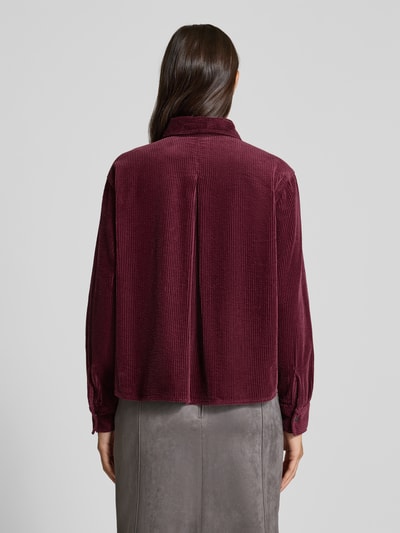 Christian Berg Woman Relaxed Fit Hemdbluse in Cord-Optik Kirsche 5