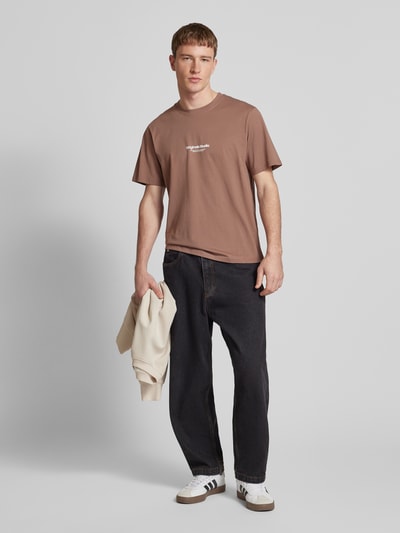 Jack & Jones T-Shirt mit Label-Print Modell 'VESTERBRO' Taupe 1