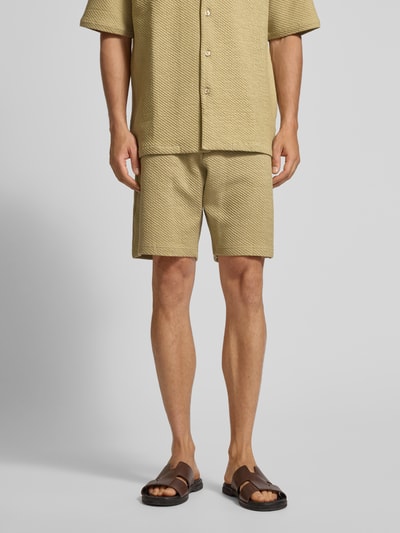 MCNEAL Relaxed Fit Sweatshorts mit Strukturmuster Schilf 4