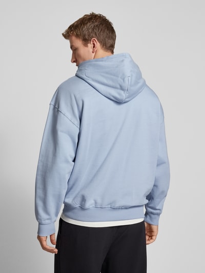 Only & Sons Hoodie mit Kängurutasche Modell 'AARON' Hellblau 5