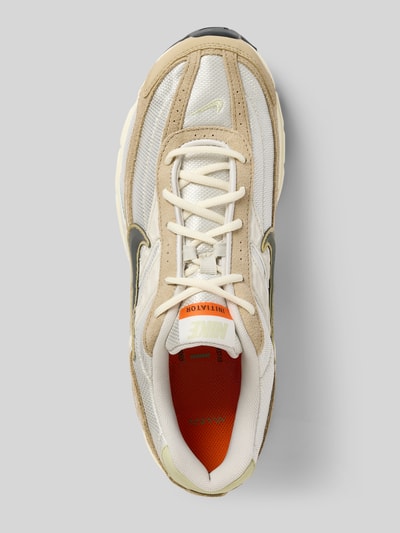 Produktfoto, Sneaker aus Leder-Mix mit Logo-Print Modell 'INITIATOR' von Nike in Beige und Weiß, profilierte Sohle, strukturierte Textur
