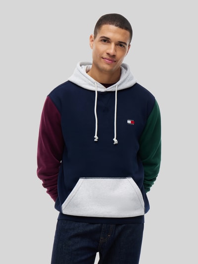 Tommy Jeans Regular Fit Sweatshirt aus Baumwoll-Mix Dunkelblau 4