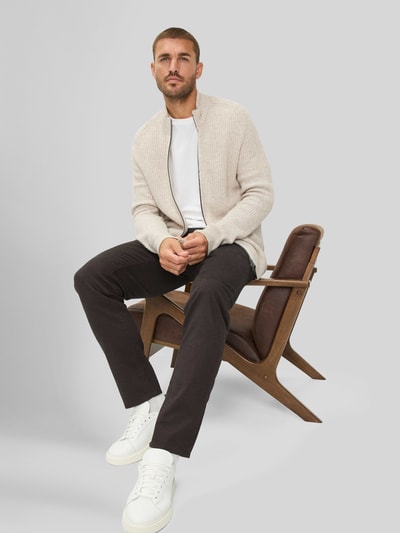 Brax Regular Fit Chino aus Baumwoll-Mix mit Viskose-Anteil Modell 'Wool Look Flex' Mittelbraun 1