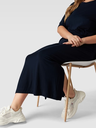 Tommy Hilfiger Curve Długa sukienka PLUS SIZE z mieszanki wiskozy z marszczeniami Granatowy 3