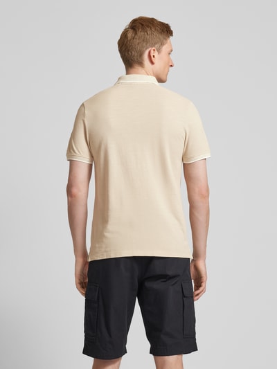 s.Oliver RED LABEL Regular Fit Poloshirt mit Label-Print Beige 5