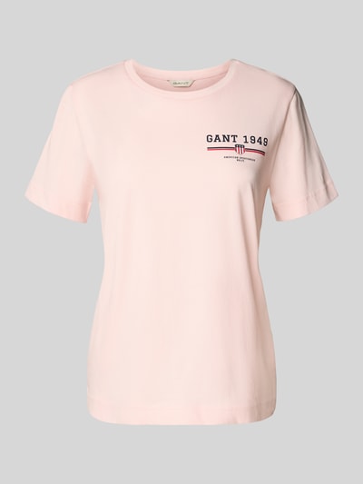 Gant T-shirt o kroju regular fit z czystej bawełny z nadrukiem z logo Różowy 2