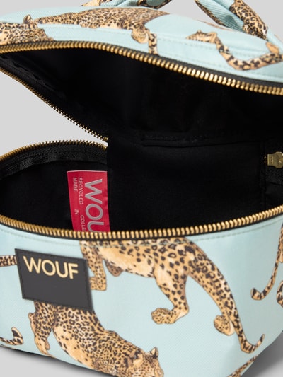 Produktfoto, Kosmetiktasche mit Allover-Motiv-Print Modell 'Leopard' von WOUF in Hellblau mit Hauptfach, Reißverschluss und Logo-Patch