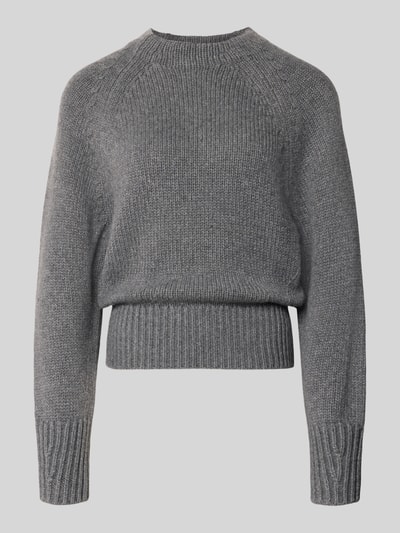 Produktfoto, grauer Regular Fit Pullover mit Viskose-Woll-Kaschmir-Anteil Modell 'Kusi' von JOOP!, grobe Stricktextur, Damen Pullover