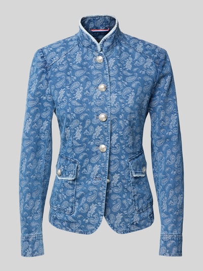 Productfoto, Jeansjacke aus Baumwoll-Lyocell-Mix mit Pattentaschen van WHITE LABEL, lichtblauw met paisley patroon, getailleerde pasvorm, doorlopende knoopsluiting, opstaande kraag, klepzakken, ruglengte maat 36: 58 cm, borstwijdte: 45 cm, mouwlengte: 62 cm, textuur: denim met print.