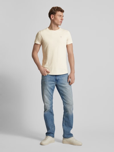 Tommy Jeans T-shirt o kroju slim fit z okrągłym dekoltem Beżowy 1