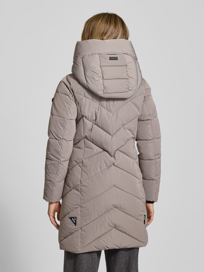 khujo Płaszcz pikowany o kroju regular fit z nadrukiem z logo model ‘Darka’ Beżowy 5