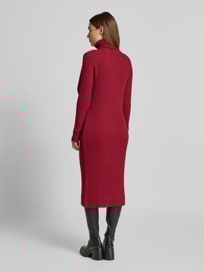 YAS Strickkleid mit Rollkragen Modell 'MAVI' Dunkelrot 5
