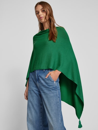 comma Poncho mit Quasten Gruen 3