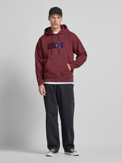 Levi's® Hoodie mit Label-Stitching Modell 'SKATE' Bordeaux 1