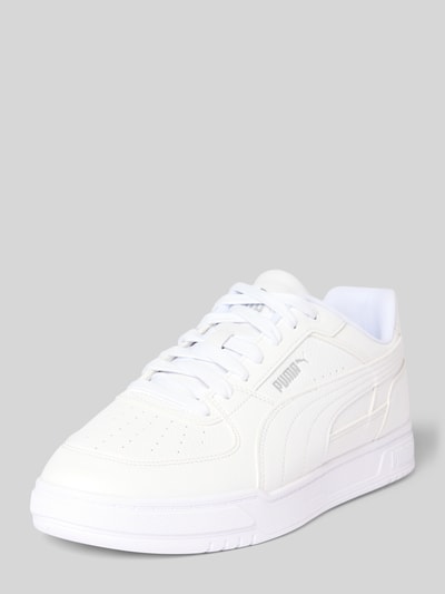 Produktfoto, Sneaker mit Logo-Details Modell 'Caven III' von PUMA dla mężczyzn, biała kolorystyka, zaokrąglony kształt, sznurowanie, lekko profilowana podeszwa, wysokość obcasa w rozmiarze 44: 3 cm, wysokość cholewki w rozmiarze 44: 8 cm, szerokość w rozmiarze 44: 6 cm, faktura gładka
