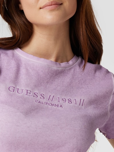 Guess T-shirt z falistym dołem Jasnofioletowy 3