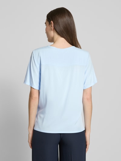 Christian Berg Woman Regular Fit Blusenshirt mit V-Ausschnitt Bleu 5