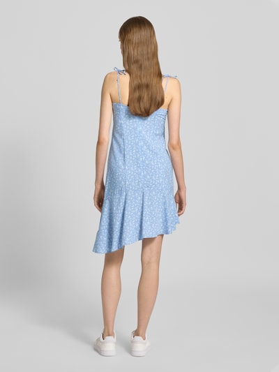 Review Mini-jurk met hartvormige hals Bleu - 5