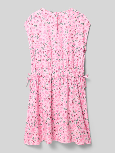 Produktfoto, Tailliertes Freizeitkleid aus reiner Viskose Modell 'ZALINA' von Only, efekt: kwiatowy wzór na całej powierzchni, krój: taliowany, długość midi, dekolt w łódkę, bez rękawów, zapięcie na guzik, wykończenie materiału: popelina, materiał: czysta wiskoza
