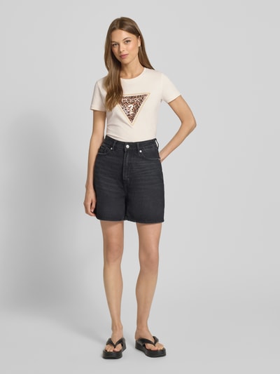 Guess T-Shirt mit Rundhalsausschnitt Ecru 1