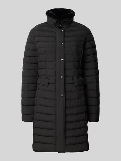 Produktfoto, schwarzer Steppmantel mit Stehkragen und Pattentaschen von FUCHS SCHMITT, Slim Fit, glatte Textur, lange Ärmel.