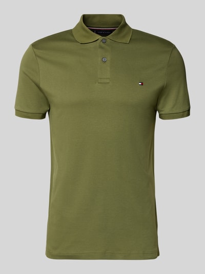 Productfoto, Regular Fit Poloshirt uit puur katoen model 'LIQUID COTTON' van Tommy Hilfiger in olijfgroen melange met polokraag, korte mouw, geribde mouwboord, zijslitsen, logo-stitching, regular fit, katoen.