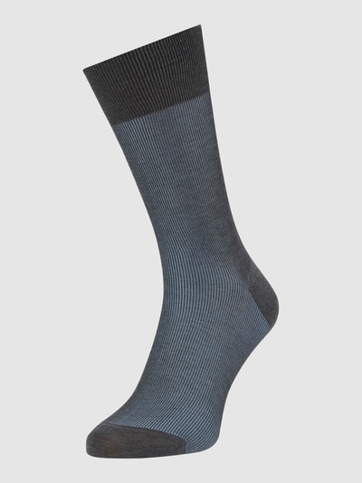 Falke Socken mit Rippenstruktur Modell 'Fine Shadow'  Hellgrau 1