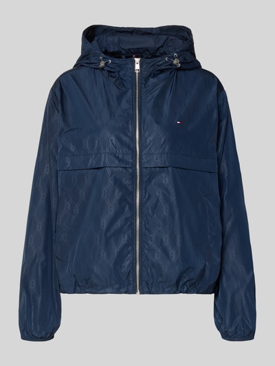 Produktfoto, Regular Fit Windbreaker mit Kapuze von Tommy Hilfiger, granatowy, gładki, logo-monogram, krój regular fit, wodoodporny