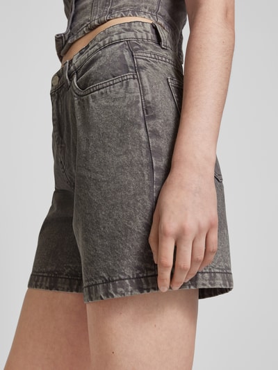 Only High waist korte jeans, model 'PHINE' Zwart - 3