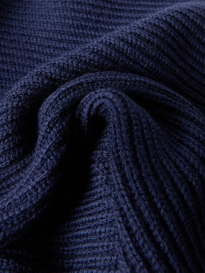 Productfoto, Schal und Mütze aus Wolle im Set mit Geschenkbox von Polo Ralph Lauren, donkerblauw, grof gebreide textuur, model 'COLD WEATHER', label-stitchings, afmetingen 27 x 193 cm, context: herenset, pure wol, met geschenkdoos