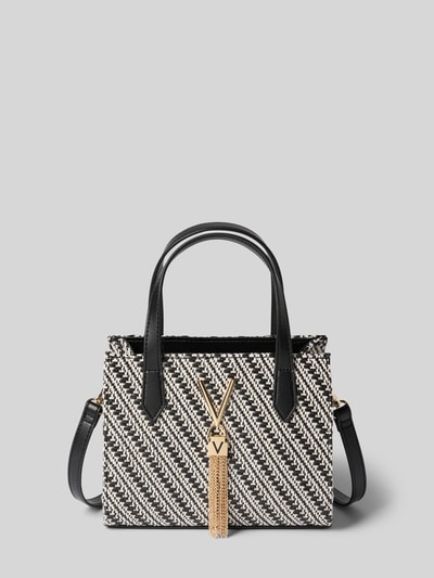 Produktfoto, Handtasche mit Tragehenkeln Modell 'DIVINA SUMMER' von VALENTINO BAGS aus Baumwoll-Mix, label-Applikation, schwarz-weiß gemustert, goldene Details, Reißverschluss, Maße 16x17x11 cm, Schulterriemen 120 cm.