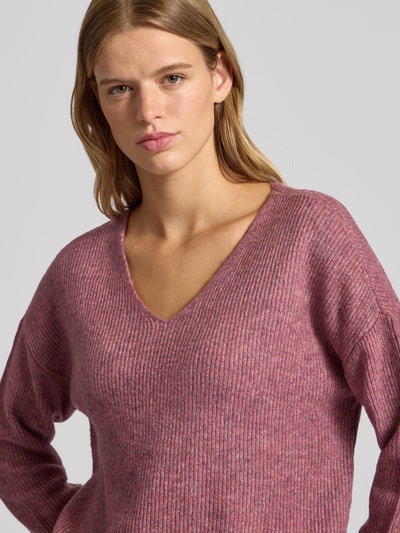 Only Regular Fit Strickpullover mit V-Ausschnitt Modell 'CAMILLA' Altrosa Melange 3