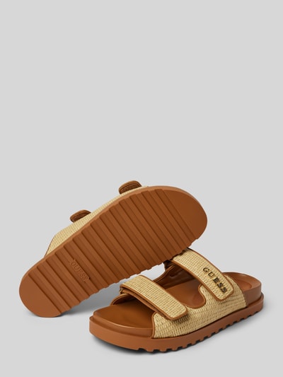 Guess Slides mit Label-Applikation Modell 'FADELIZE' Sand 4