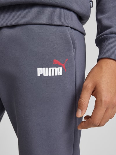 PUMA PERFORMANCE Regular Fit Sweatpants mit Label-Print Anthrazit 3