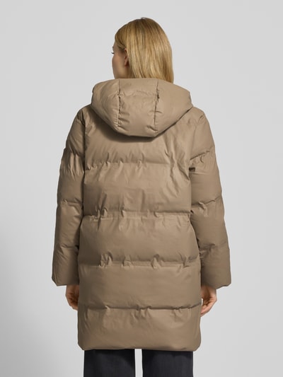 FREE/QUENT Regular Fit Steppmantel mit Zweiwege-Reißverschluss und Eingrifftaschen Taupe 5