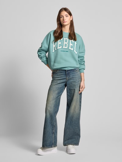 Colourful Rebel Sweatshirt mit Label-Print Helltuerkis 1