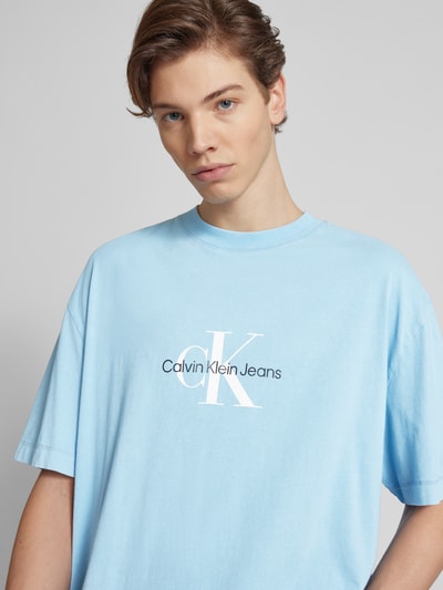 Calvin Klein Jeans T-shirt met labelprint Lichtblauw - 3