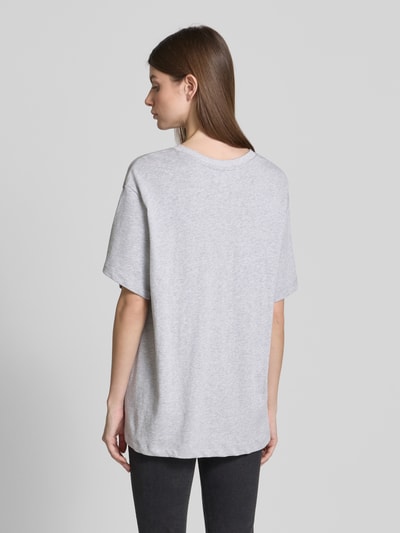 The Upside Oversized T-Shirt mit Label-Print und Rundhalsausschnitt Hellgrau Melange 5