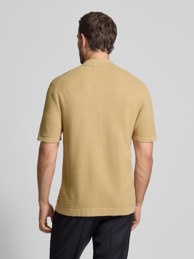 Christian Berg Men Regular Fit Poloshirt mit durchgehender Knopfleiste Sand 5