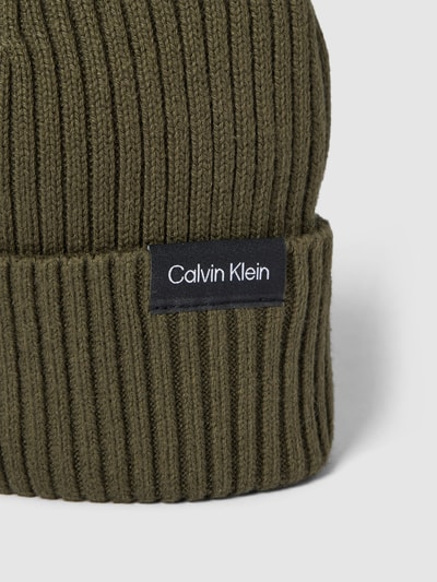 CK Calvin Klein Beanie mit Label-Detail Oliv 2