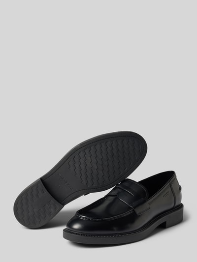 Produktfoto, Loafer aus echtem Rindsleder Modell 'ALEX M' von Vagabond, schwarze Farbe, glatte Oberfläche, klassische Form, Herren Loafer