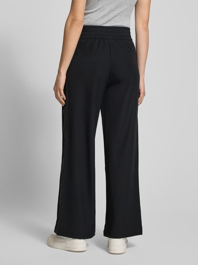 CHAMPION Wide Leg Trackpants mit Galonstreifen Black 5