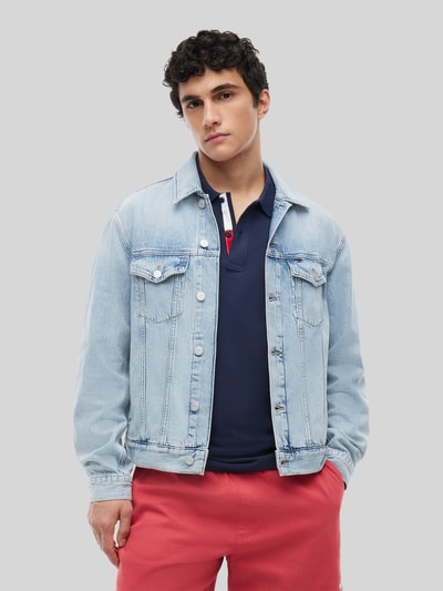 Tommy Jeans Kurtka jeansowa o kroju regular fit z czystej bawełny z naszywką z logo Jasnoniebieski 4
