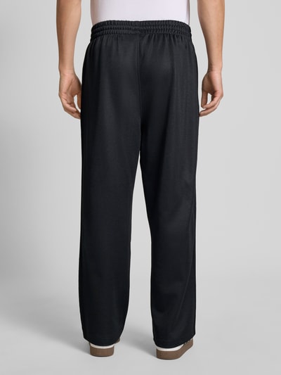 adidas Originals Baggy Fit Sweathose aus Baumwoll-Mix mit Bügelfalten Black 5