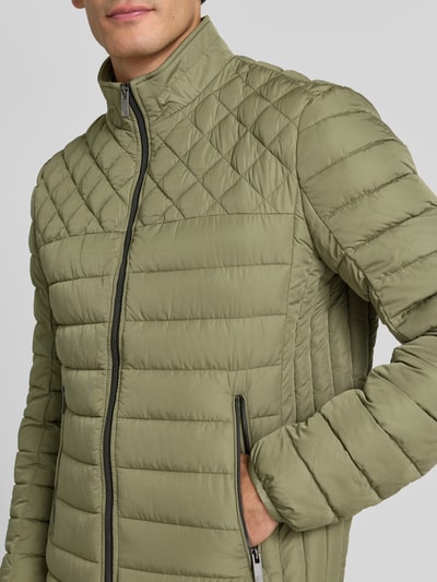 Christian Berg Men Steppjacke mit Stehkragen und Reißverschlusstaschen Schilf 3