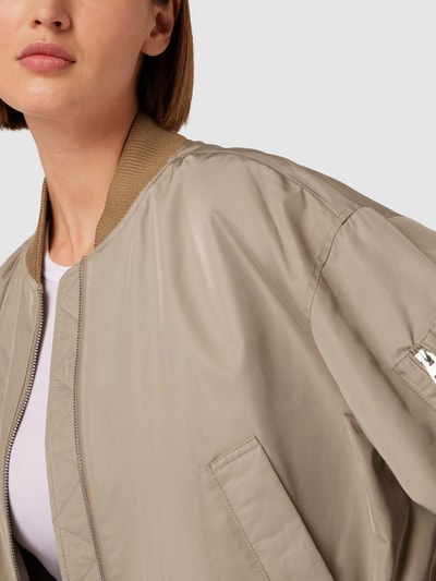 Marc O'Polo Blouson mit Label-Details Taupe 3