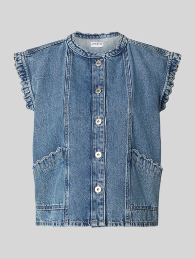 Produktfoto, niebieska 'Jeansweste mit Eingrifftaschen' od Jake*s Casual, krój regular fit, okrągły dekolt, listwa guzikowa, wpuszczane kieszenie, falisty brzeg, długość tyłu w rozmiarze 36: 56 cm, szerokość ramion w rozmiarze 36: 48 cm.