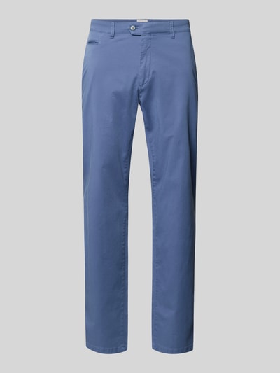 Produktfoto, spodnie materiałowe Straight Fit Stoffhose mit Lyocell-Anteil Modell 'Everest' von Brax w kolorze niebieskim, mieszanka lyocellu i bawełny, wpuszczane kieszenie, kieszonka na monety, kieszeń z tyłu, zapięcie na guzik i zamek błyskawiczny, szerokość w rozmiarze 50: 46 cm, długość wewnętrzna nogawki: 82 cm